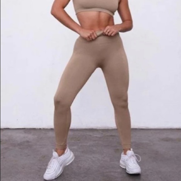 SETactive Beige High Rise Leggings Small - Picture 1 of 7